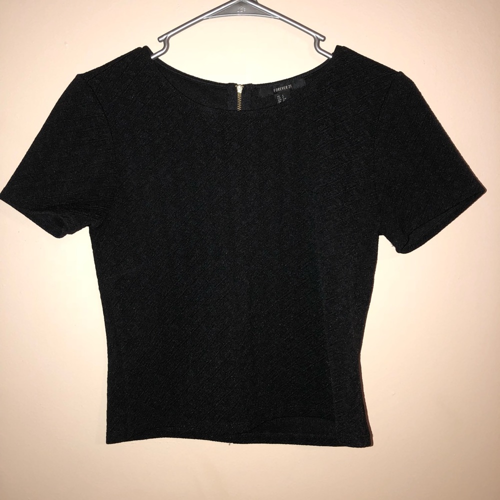 NWOT Black Forever 21 crop top 🖤
